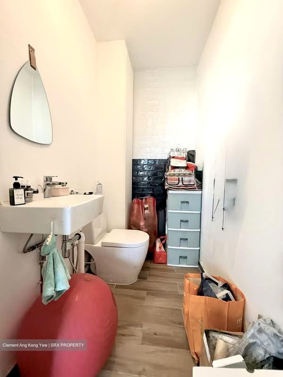 Blk 410 Jurong West Street 42 (Jurong West), HDB Executive #526516601